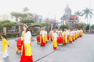 THÁNH LỄ RA MẮT BAN LOAN BÁO TIN MỪNG VÀ TÂN TÒNG GIÁO XỨ HƯNG NGHĨA